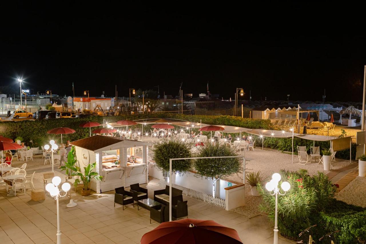 Hotel Soraya - Spiaggia Sawasdee Riccione Luaran gambar