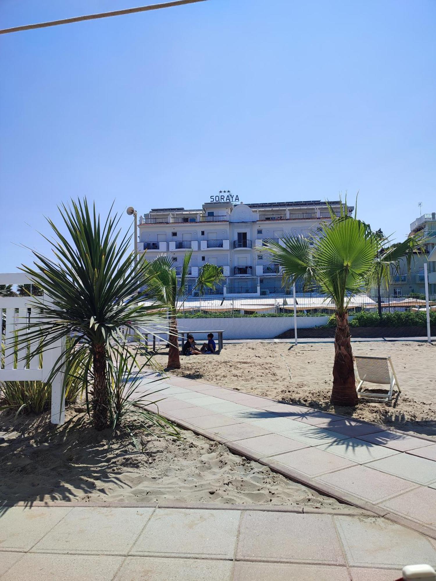Hotel Soraya - Spiaggia Sawasdee Riccione Luaran gambar