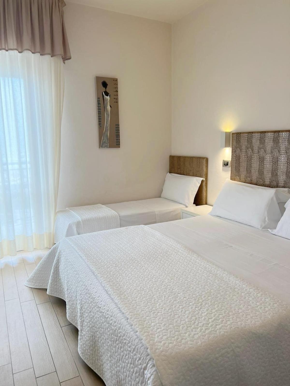 Hotel Soraya - Spiaggia Sawasdee Riccione Luaran gambar